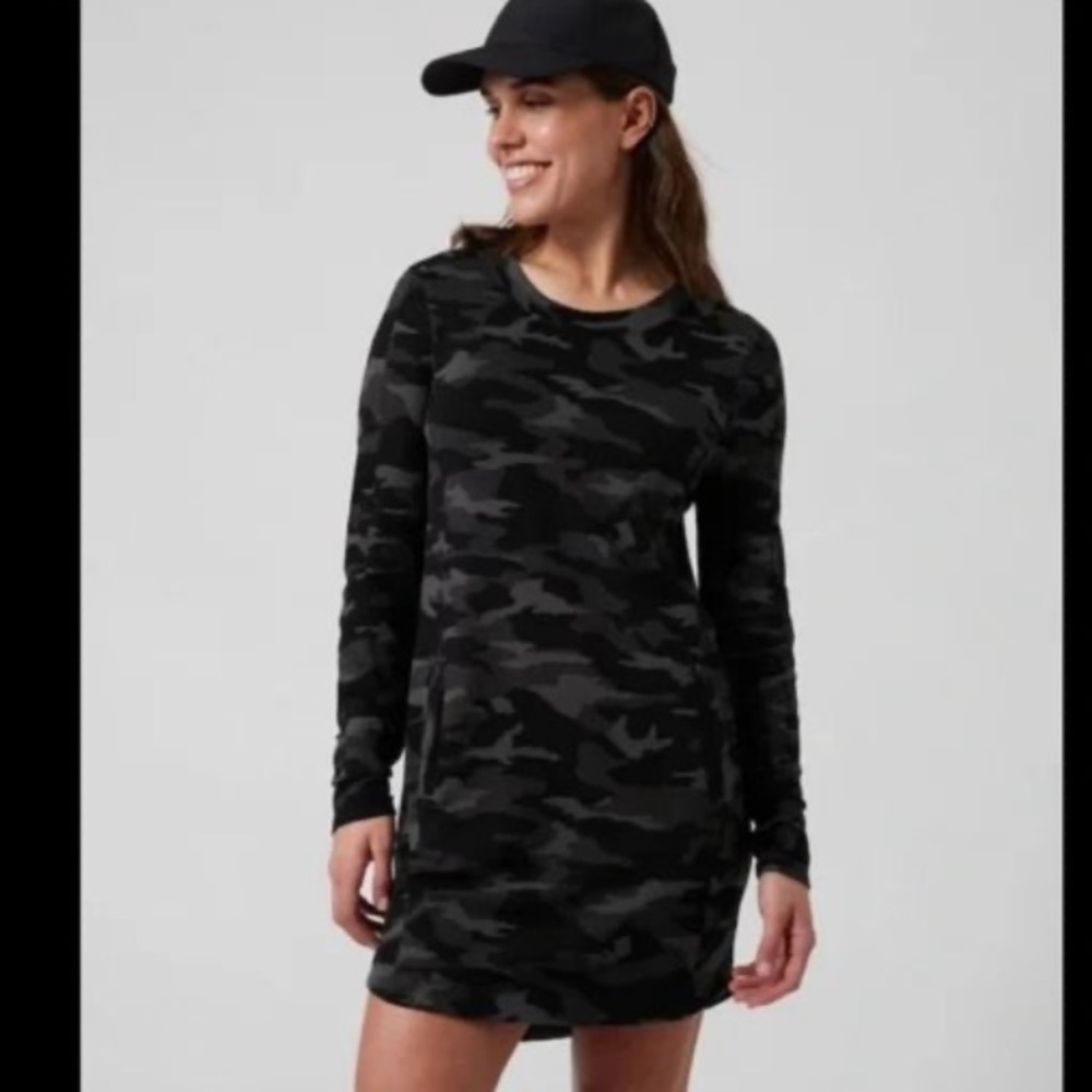 Athleta Balance Camo Dress - XS